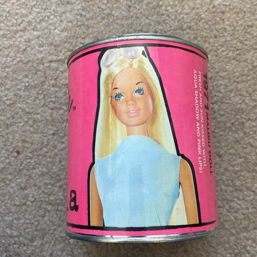 Stila Barbie metal/tin container